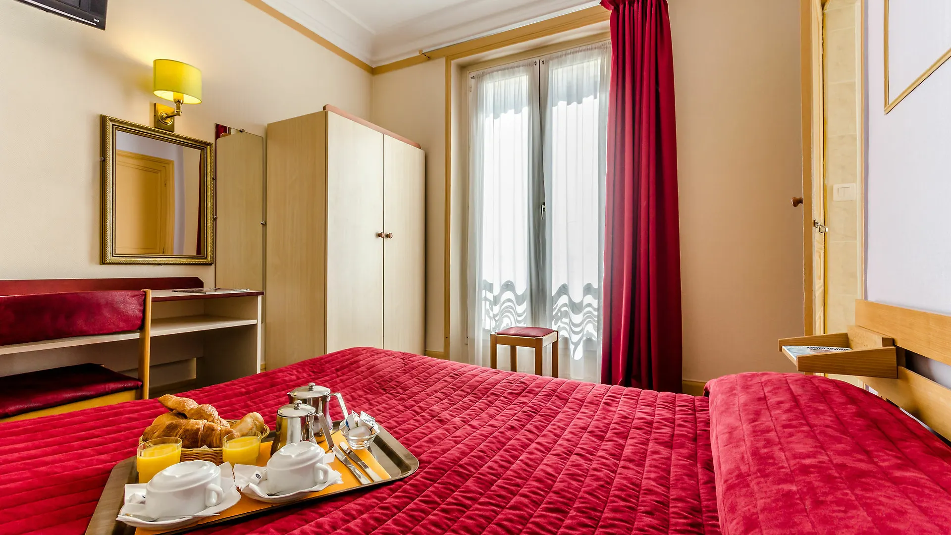 Hotel Avenir Montmartre 2*
