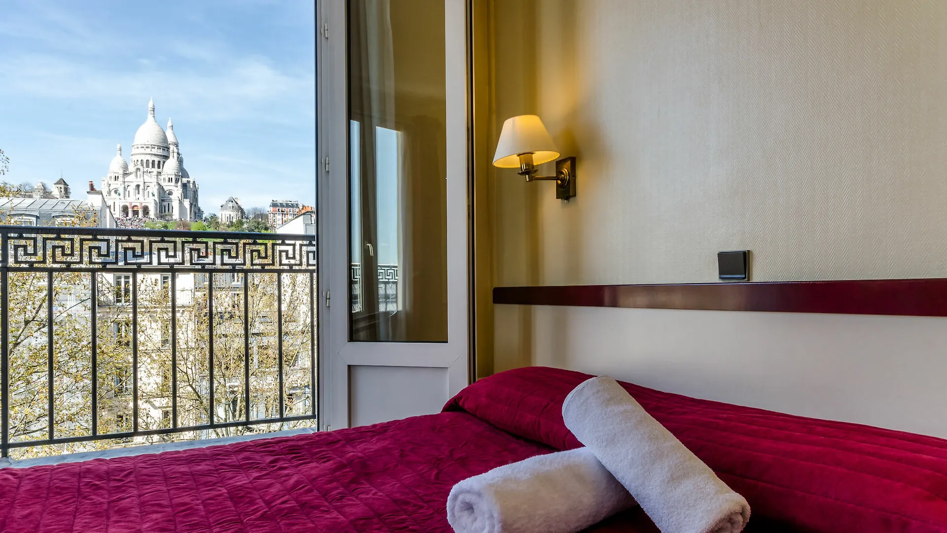 Avenir Montmartre Otel Paris